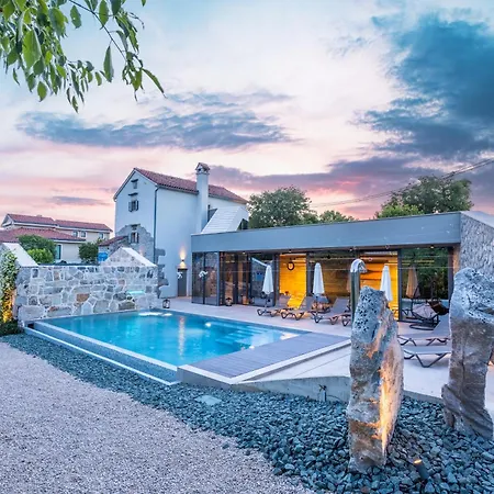 Luxury Jerini House With Pool Villa Bajcici